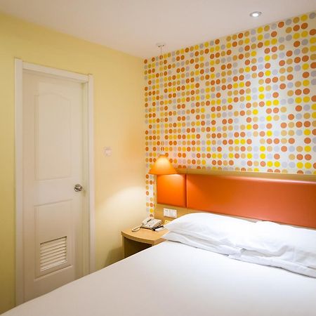 Home Inn Chengdu Kuanzhai Alley New City Square Exterior photo